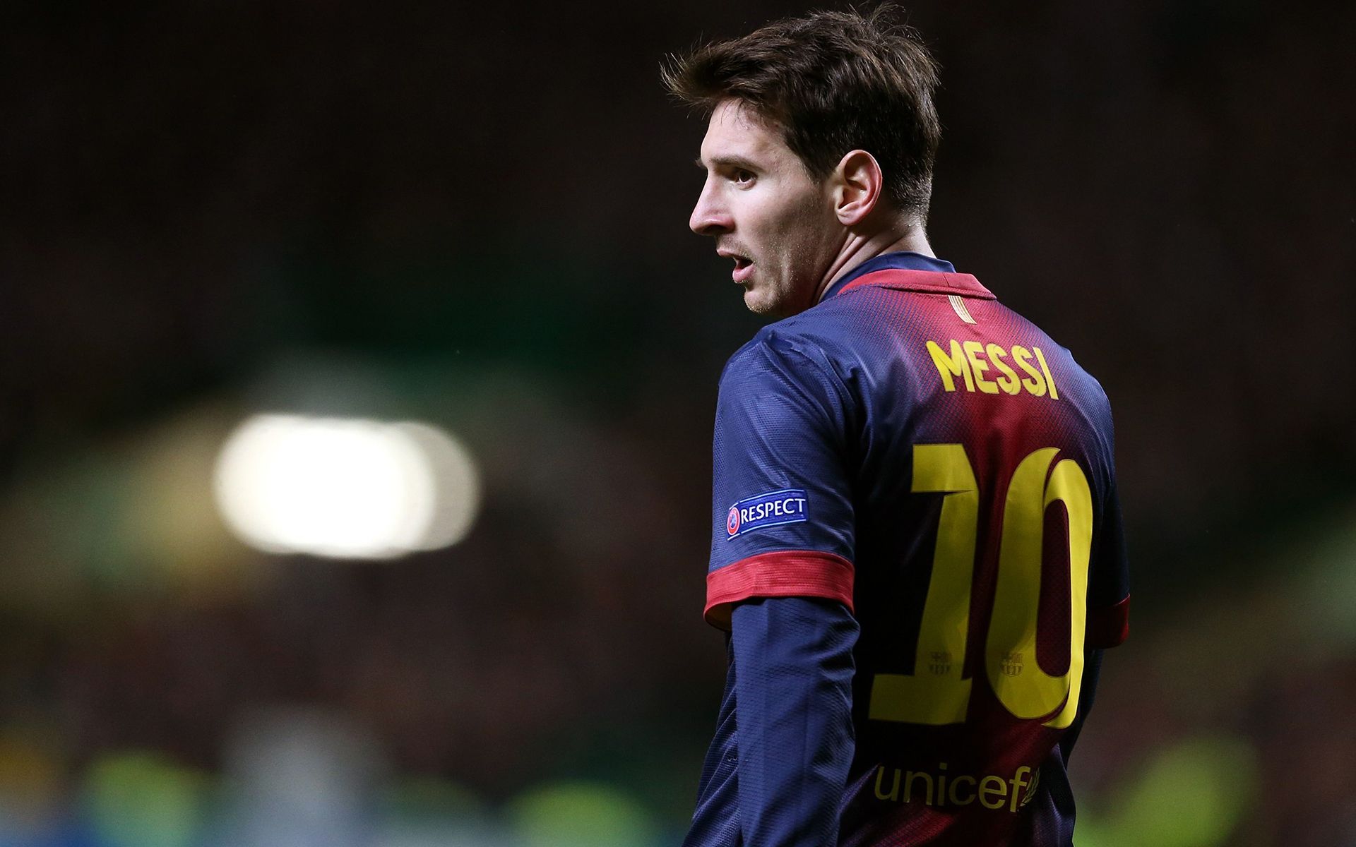 略表示担忧 略表示担忧