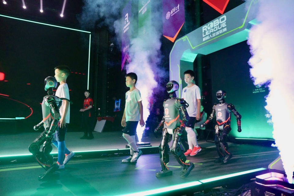 接球多次击 接球多次击